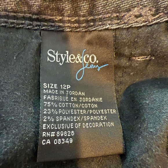 Style & Co. Black Straight Leg Jeans. Size 12 - Picture 4 of 4